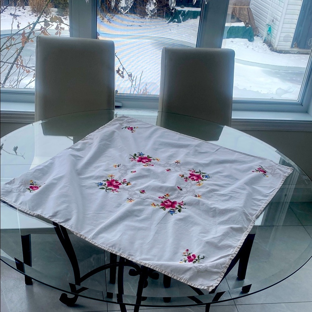 Vintage white with Pink Floral Cotton square Embroidered Tablecloth